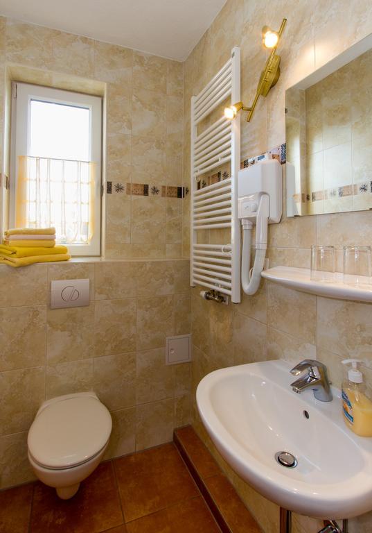 Pension Zum-Ratsherrn Friedrichroda Habitación foto